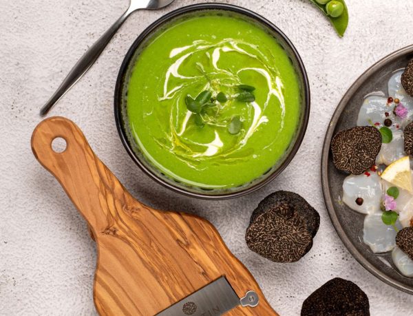 veloute-petits-pois-a-la-truffe-noire